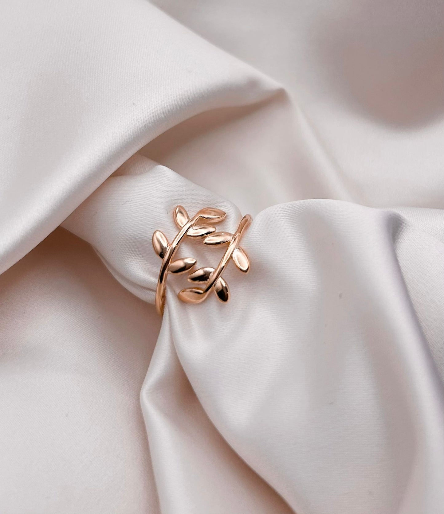 Gold Ring Leaf