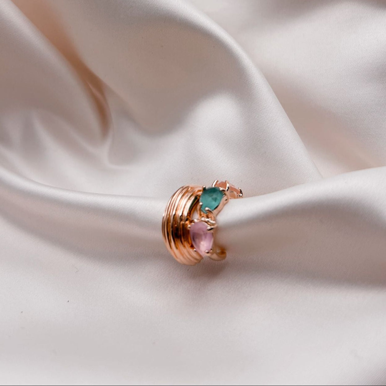 Ear Cuff Oval Zircon Aqua-Rose