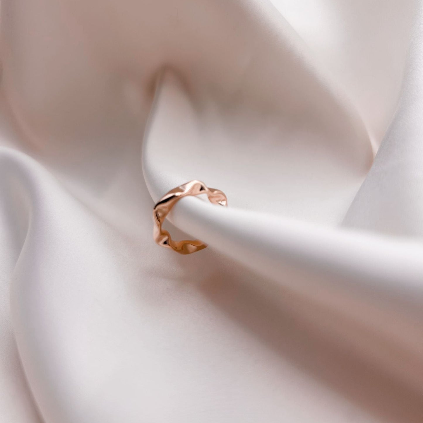 Ear Cuff Gold Waves
