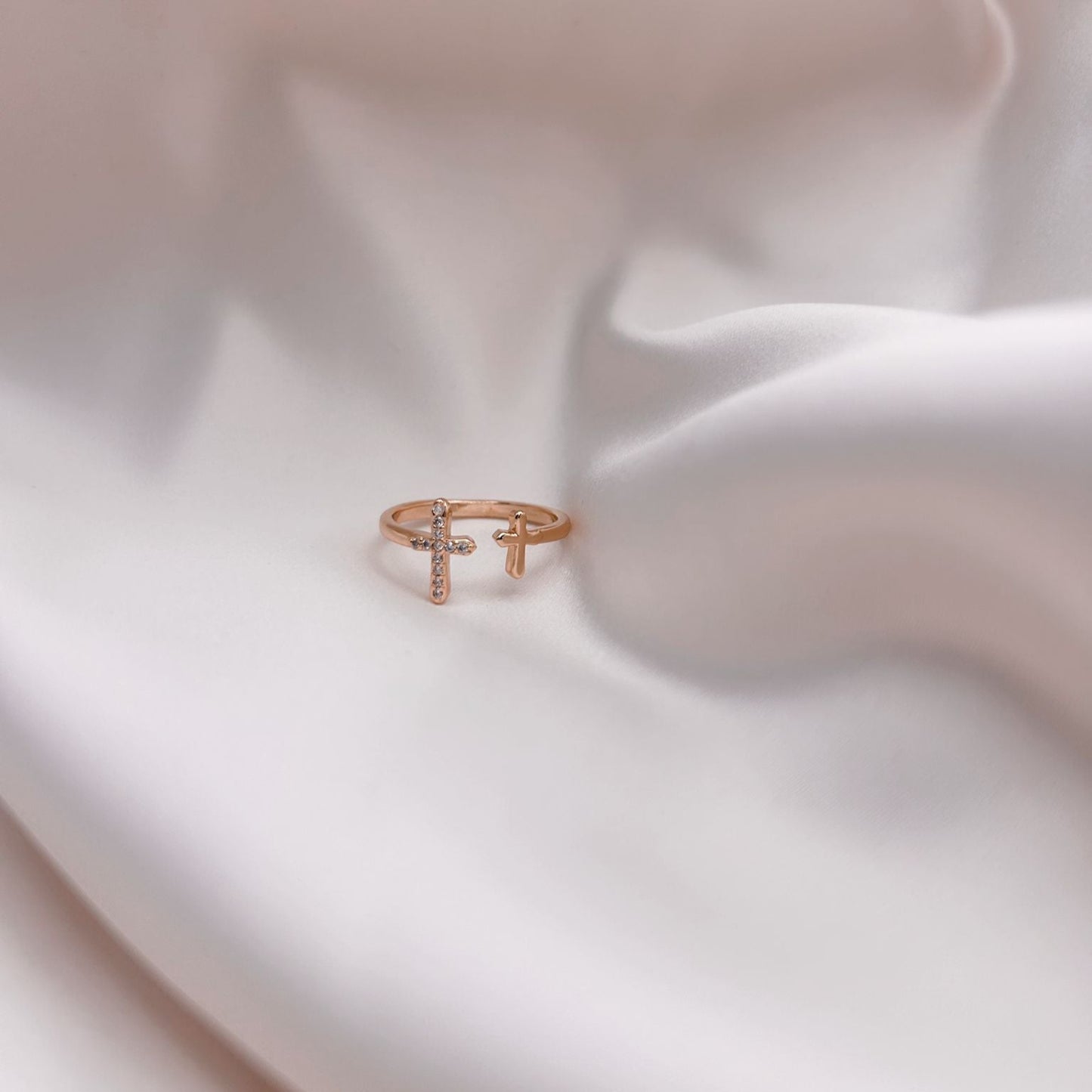 Gold Ring Cross
